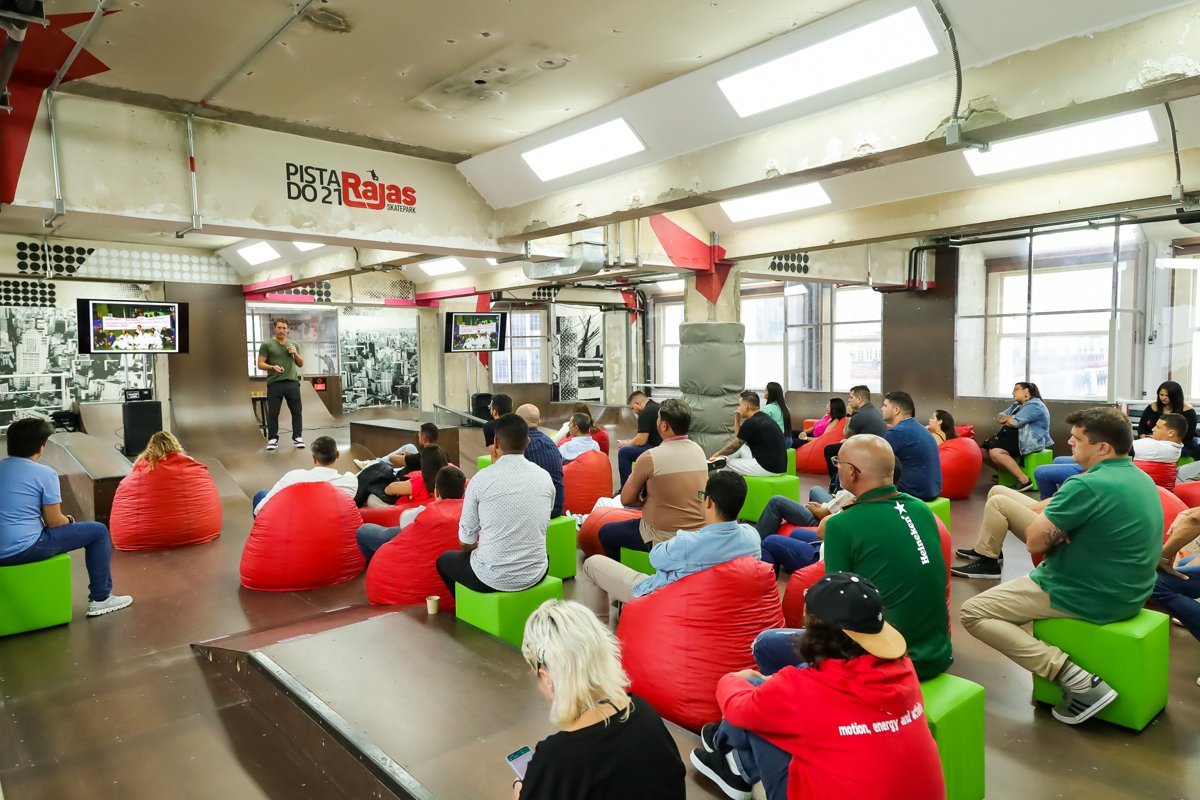 Apresentação em evento na Pista do 21